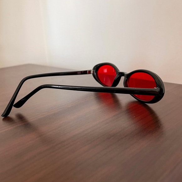 Black/Red retro sunglasses - Picture 5 of 5